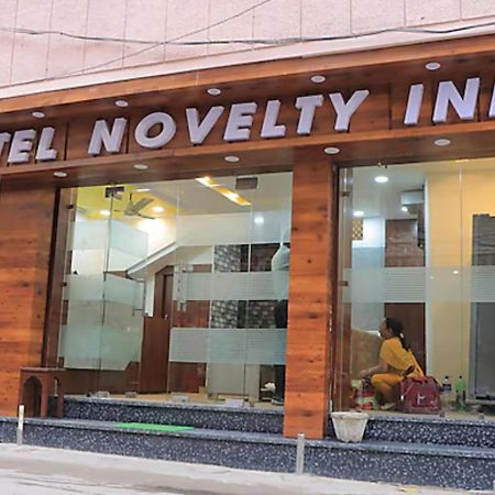 Hotel Novelty Inn Amritsar Buitenkant foto